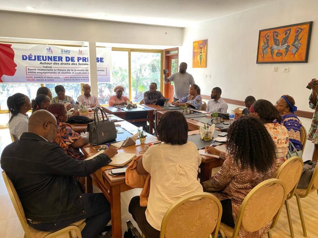 𝗦𝗮𝗻𝘁é 𝗺𝗮𝘁𝗲𝗿𝗻𝗲𝗹𝗹𝗲 𝗲𝗻 𝗥𝗗𝗖 : 𝗲𝘅𝗽𝗲𝗿𝘁𝘀 𝗲𝘁 𝗷𝗼𝘂𝗿𝗻𝗮𝗹𝗶𝘀𝘁𝗲𝘀 é𝗰𝗵𝗮𝗻𝗴𝗲𝗻𝘁 𝘀𝘂𝗿 𝗹𝗲𝘀 𝗲𝗻𝗷𝗲𝘂𝘅 𝗱𝗲 𝗹𝗮 𝗴𝗿𝗮𝘁𝘂𝗶𝘁𝗲 𝗱𝗲 𝗹𝗮 𝗺𝗮𝘁𝗲𝗿𝗻𝗶𝘁𝗲